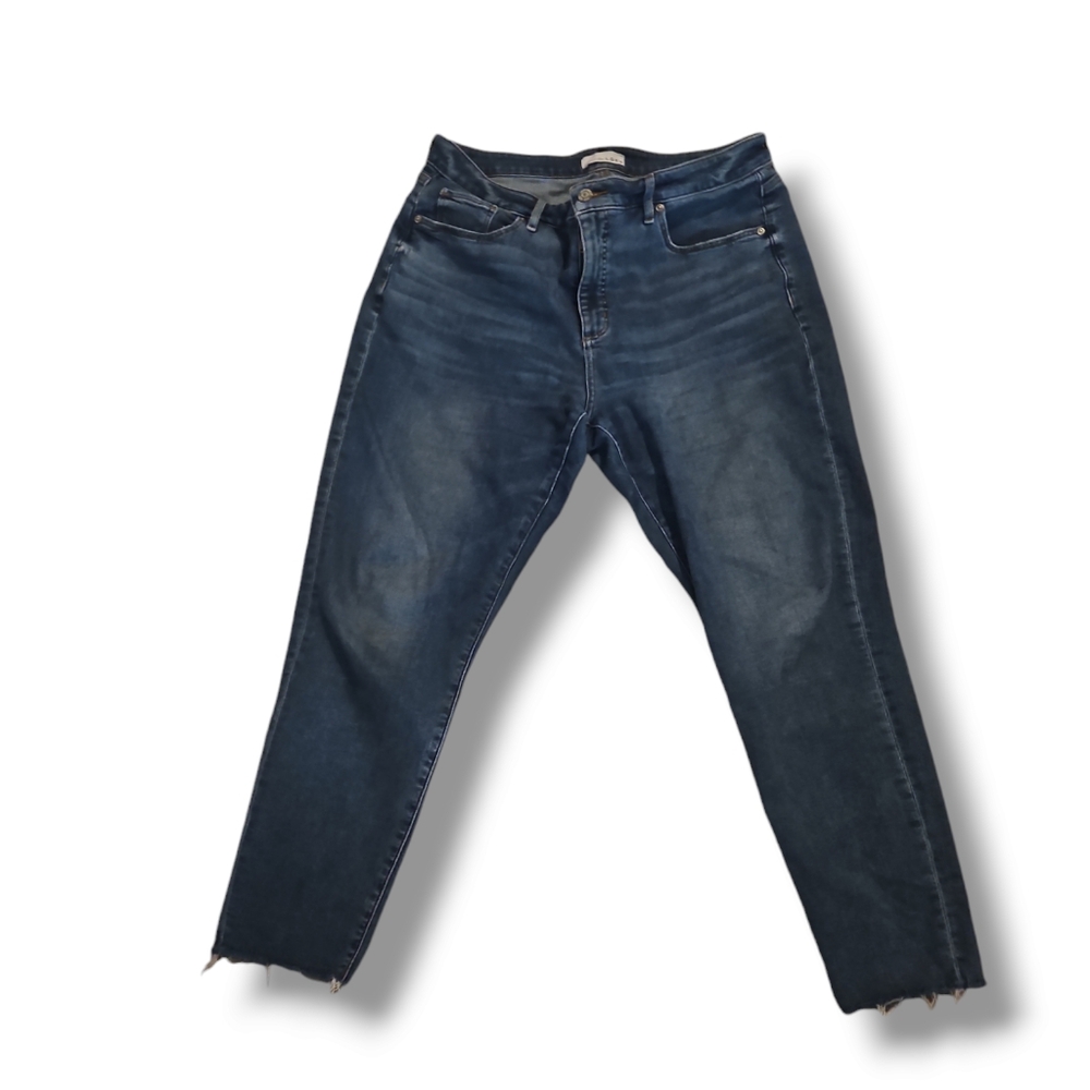 Loft Curvy Skinny Cut Off Jeans